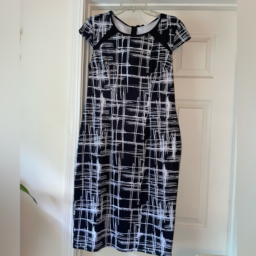 Printed Form Fitting Dress